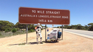 Illustration for article titled Stormtrooper Walking Across Australia (Not Yet Killed By Spiders)